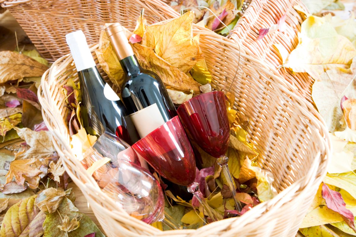 DIY Wine Basket Ideas - Your Complete Guide 