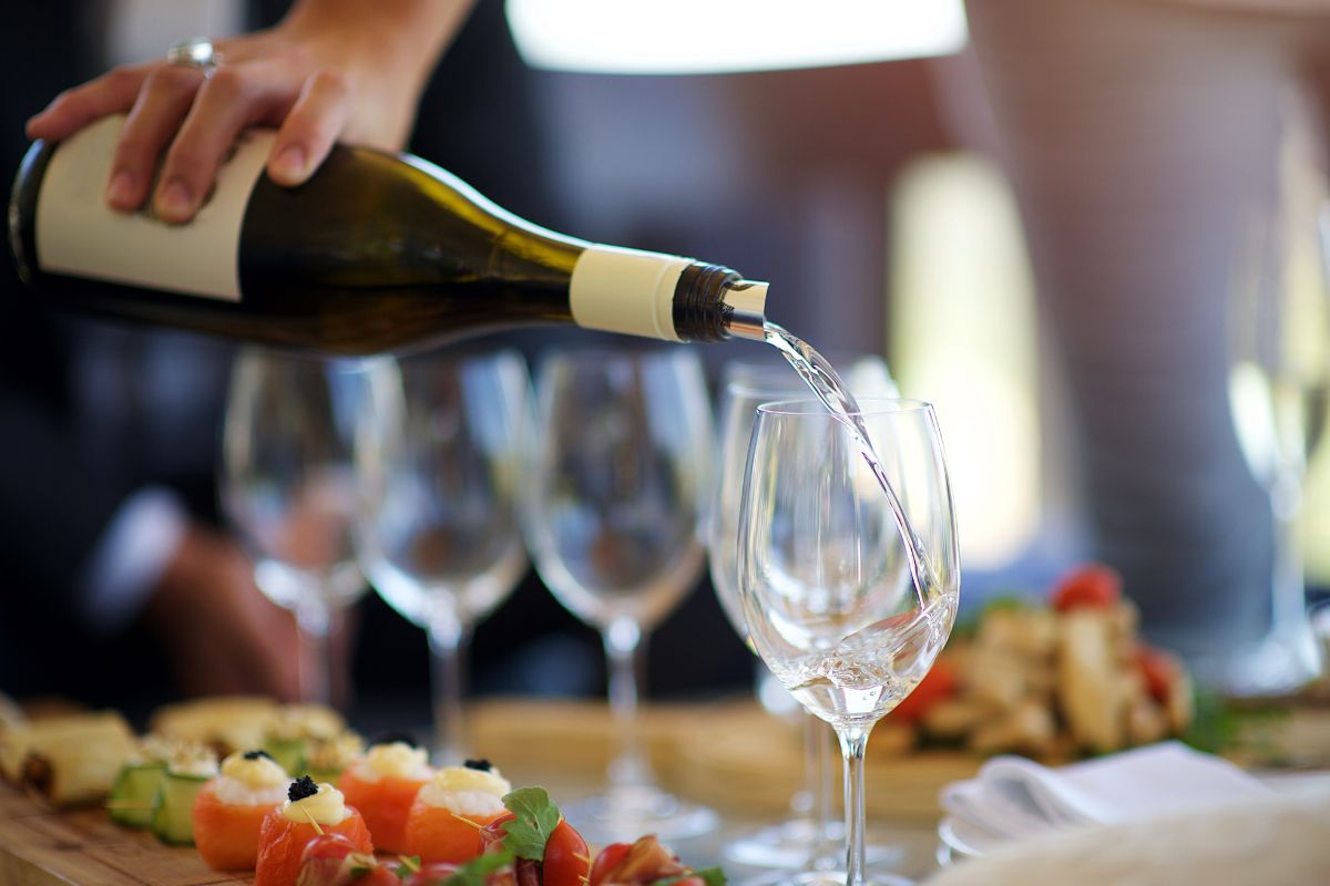 The Most Delicious Sweet White Wines That You Have To Try