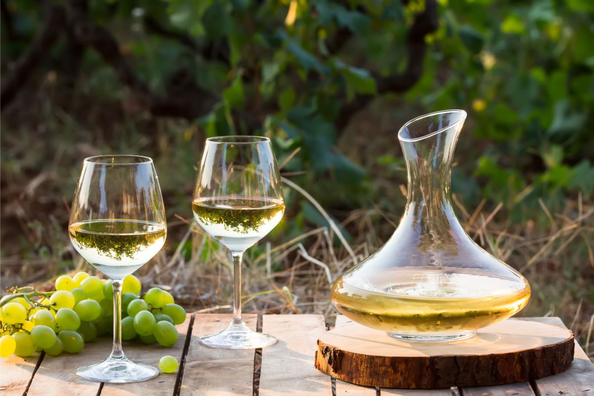 What Does Riesling Taste Like? Here’s Everything To Know About Riesling